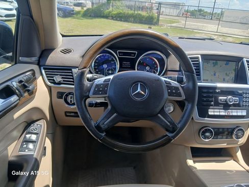 Used 2015 Mercedes-Benz ML 250 BlueTEC 4MATIC w/ Premium 1 Package image 27