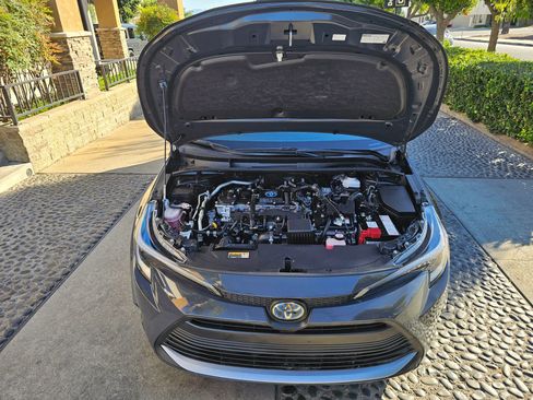 Used 2023 Toyota Corolla LE image 29