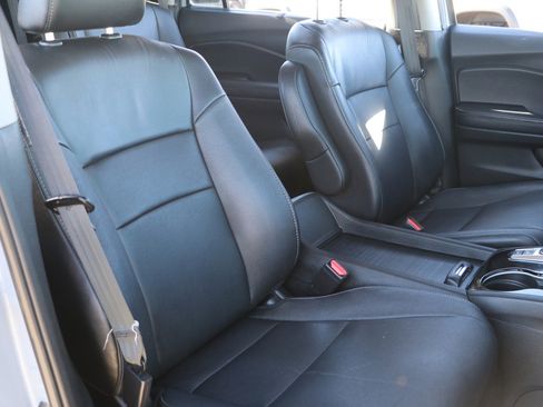 Used 2022 Honda Pilot Touring image 36