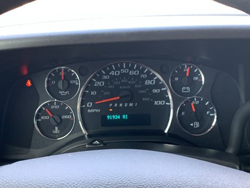 Used 2023 GMC Savana 2500 Extended RWD image 21