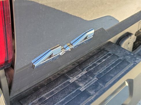 New 2025 Toyota Tacoma SR5 image 7