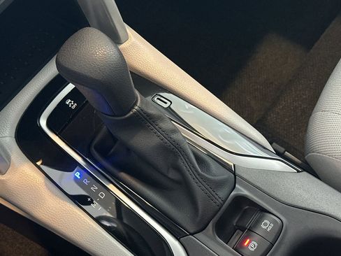 Certified 2025 Toyota Corolla Cross L image 22