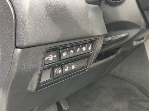 Used 2023 Toyota Sequoia Limited image 16