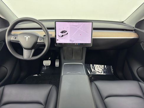 Used 2022 Tesla Model Y Performance image 13