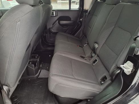 Used 2020 Jeep Gladiator Sport w/ Quick Order Package 23S image 6