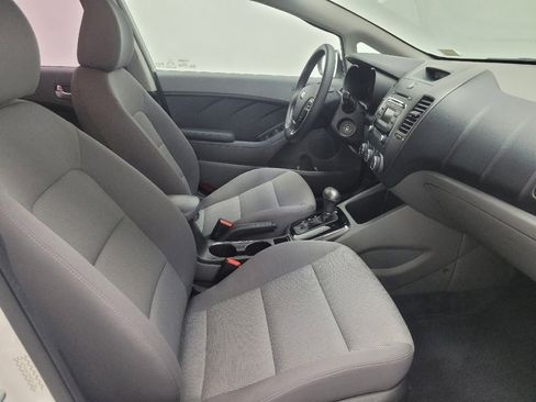 Used 2017 Kia Forte LX FWD image 21