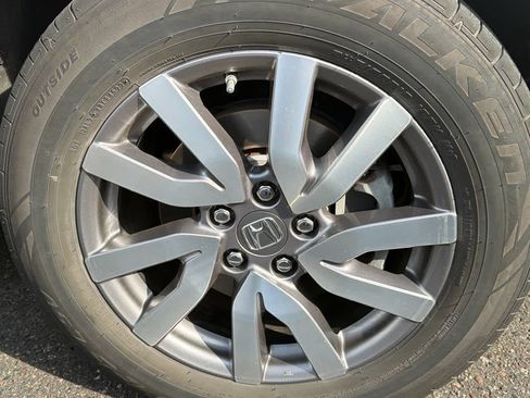 Used 2019 Honda Pilot EX-L image 4