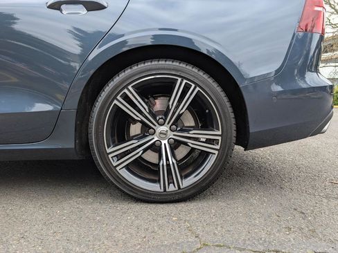 Used 2019 Volvo V60 T6 Inscription AWD/4WD image 22