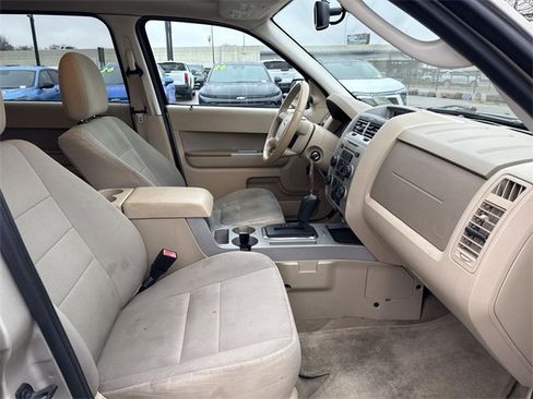Used 2012 Ford Escape XLT image 21