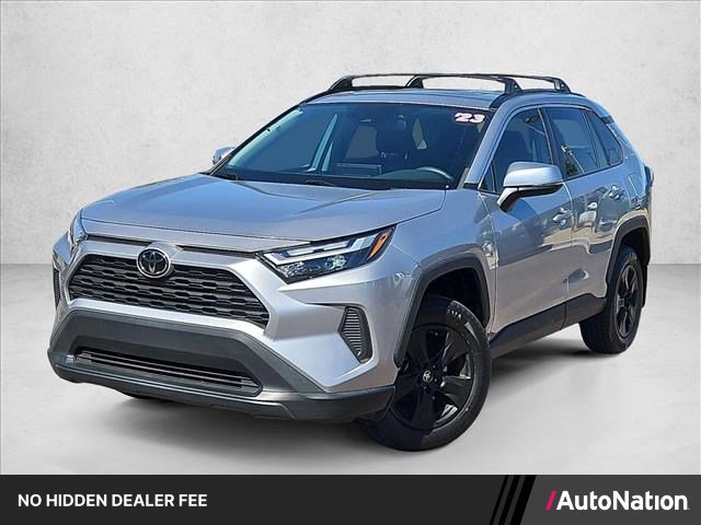 Used 2023 Toyota RAV4 XLE w/ Convenience Package FWD image 1