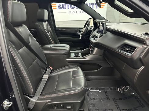 Used 2021 Chevrolet Tahoe RST w/ Luxury Package AWD/4WD image 19