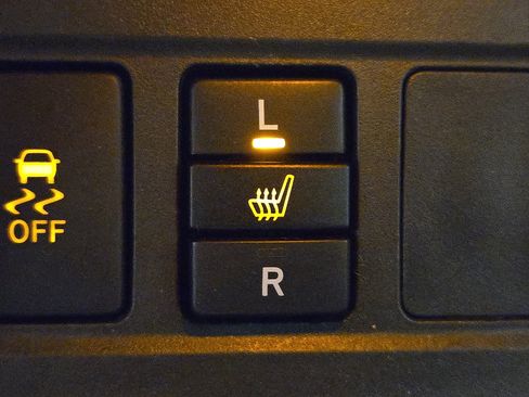 Used 2012 Toyota RAV4 Limited image 25