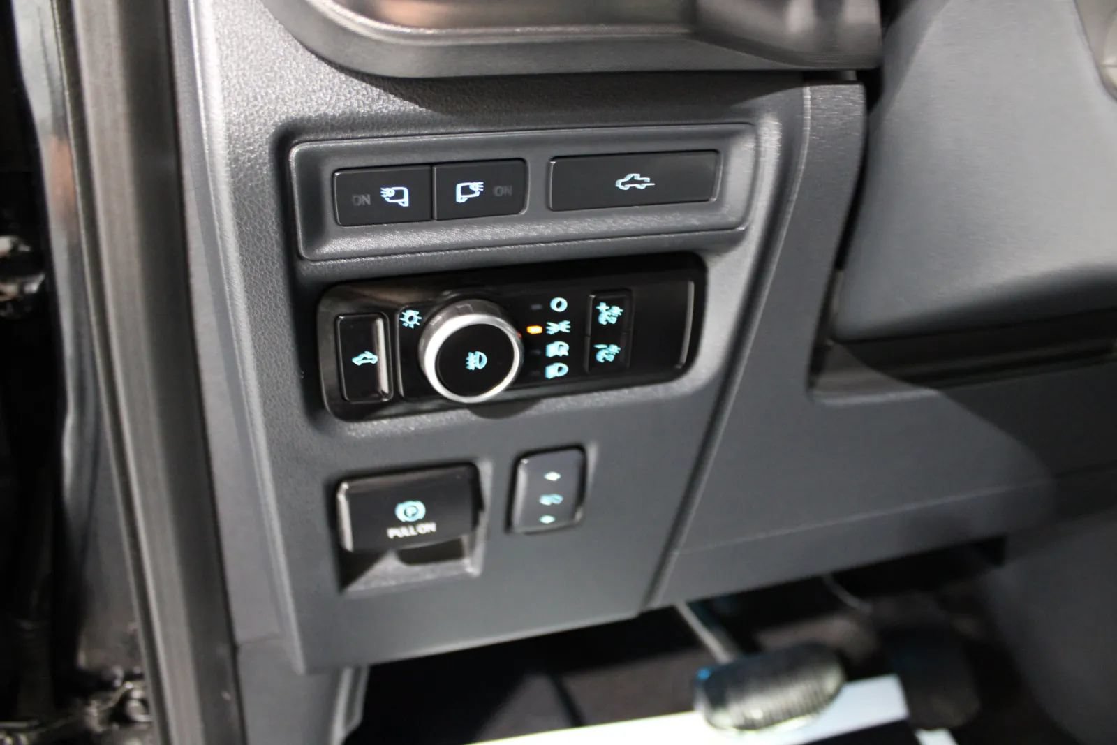 Used 2023 Ford F150 Tremor w/ Equipment Group 402A High AWD/4WD image 8