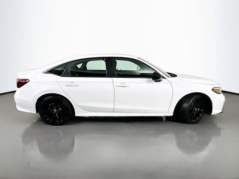 Used 2025 Honda Civic Sport image 8