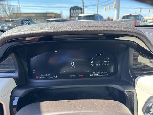 Used 2023 Lincoln Aviator Black Label w/ Dynamic Handling Package image 13