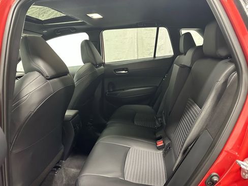 Used 2025 Toyota Corolla Cross AWD Hybrid w/ Convenience Package image 47