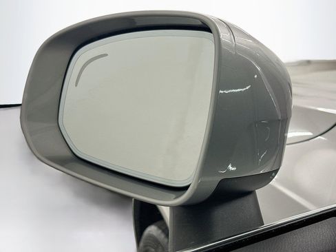 Used 2023 Volvo XC90 B5 Plus AWD/4WD image 16