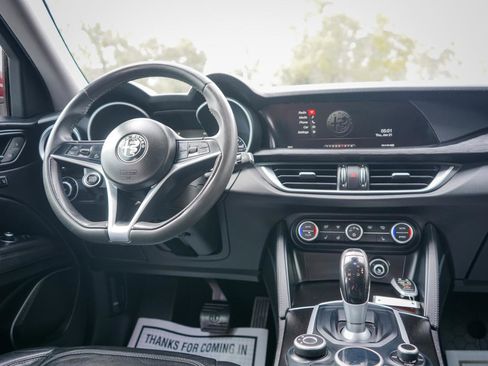 Used 2018 Alfa Romeo Stelvio Base w/ Cold Weather Package image 10