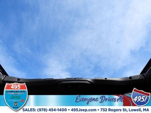 New 2025 Jeep Wrangler Sahara w/ Technology Group image 17