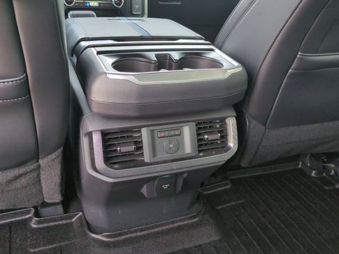 Used 2025 Ford F150 Platinum AWD/4WD image 41