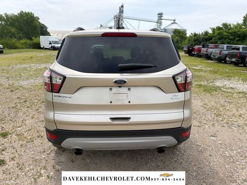 Used 2018 Ford Escape SE FWD image 4