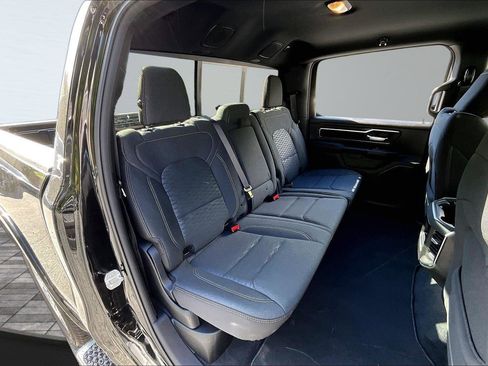New 2026 RAM 1500 Big Horn AWD/4WD image 9