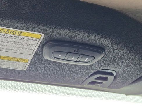 Used 2021 Jeep Gladiator Willys image 26