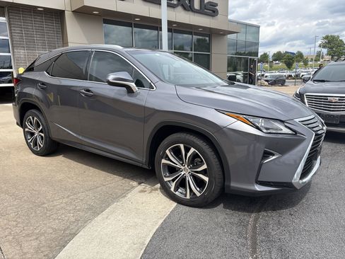 Used 2017 Lexus RX 350 AWD w/ Premium Package image 2