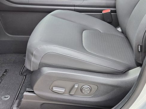 New 2026 Kia Carnival SX Prestige FWD image 17