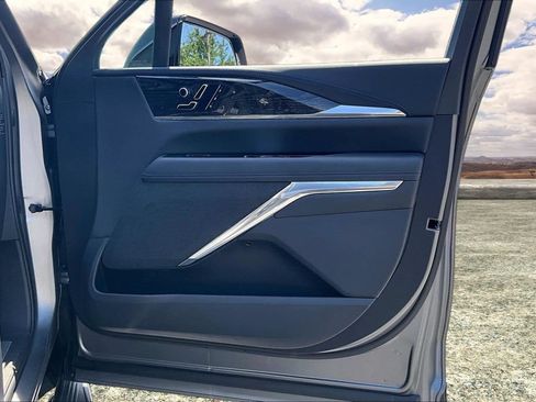 Certified 2026 Cadillac Escalade IQ Luxury 1 AWD/4WD image 29