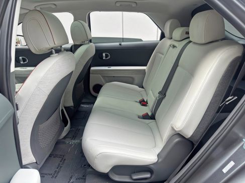 Used 2022 Hyundai Ioniq 5 Limited RWD image 38