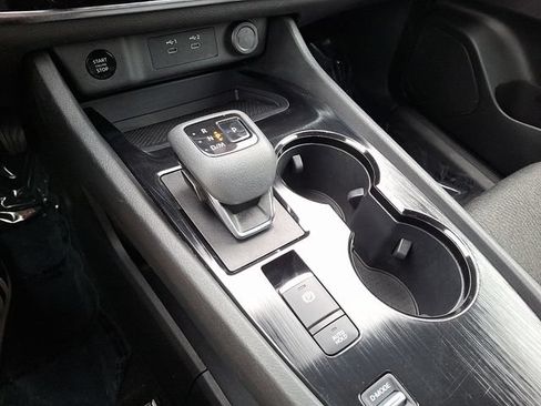Used 2024 Nissan Rogue SV FWD image 14
