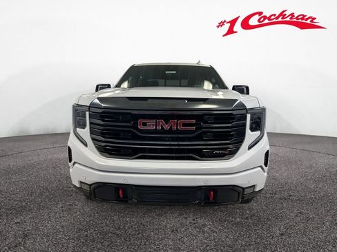 Used 2024 GMC Sierra 1500 AT4 w/ Technology Package AWD/4WD image 39