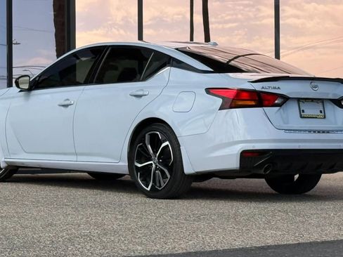Used 2023 Nissan Altima 2.5 SR image 7