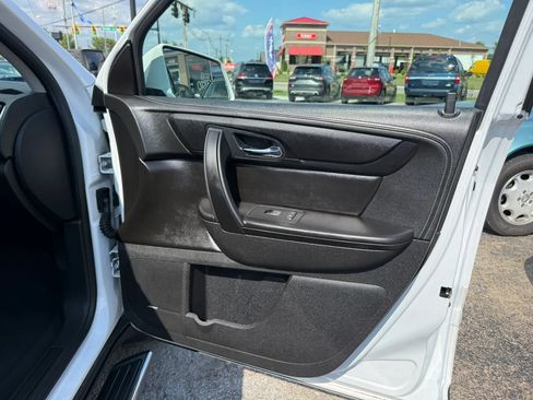 Used 2016 Chevrolet Traverse LT w/ Traveler's Package AWD/4WD image 24