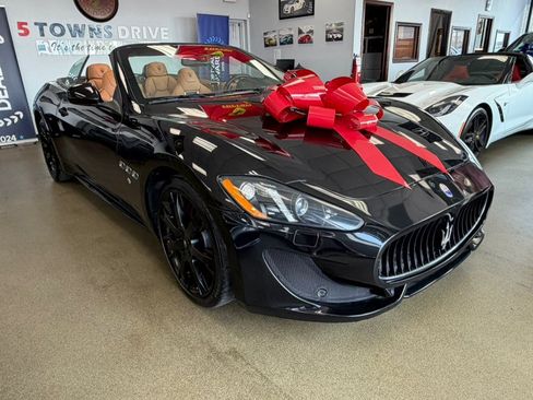 Used 2016 Maserati GranTurismo Sport RWD image 3