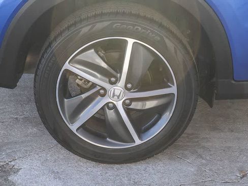 Used 2021 Honda HR-V EX-L image 8
