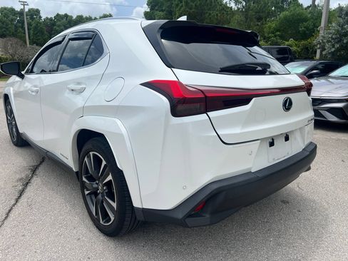 Used 2022 Lexus UX 250h w/ Premium Package AWD/4WD image 6