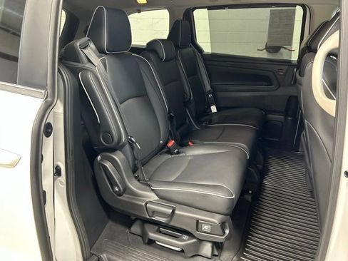 Certified 2026 Honda Odyssey Touring image 20