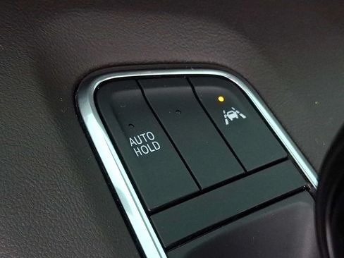 Used 2021 Cadillac Escalade Premium Luxury AWD/4WD image 23