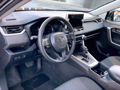 Used 2023 Toyota RAV4 XLE image 16