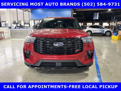 New 2026 Ford Explorer ST w/ Sun And Sound Package image 9