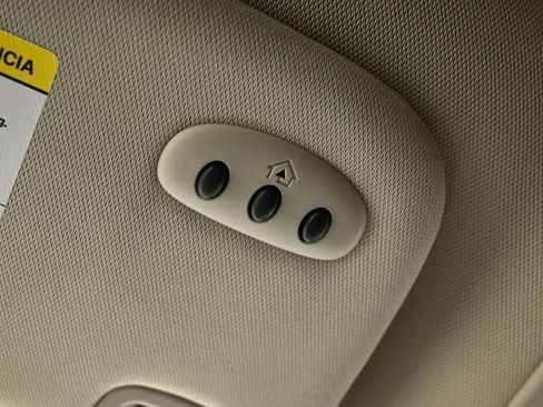 Used 2023 Lincoln Nautilus FWD w/ Premium Package image 27