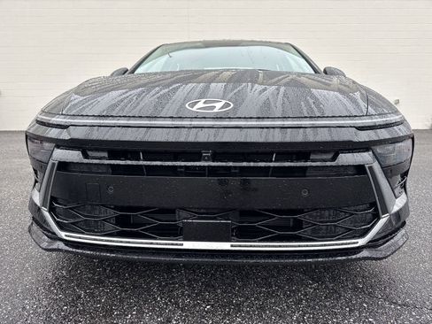 Used 2025 Hyundai Sonata Limited image 2