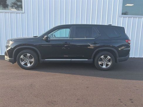 Used 2023 Honda Pilot EX-L image 6