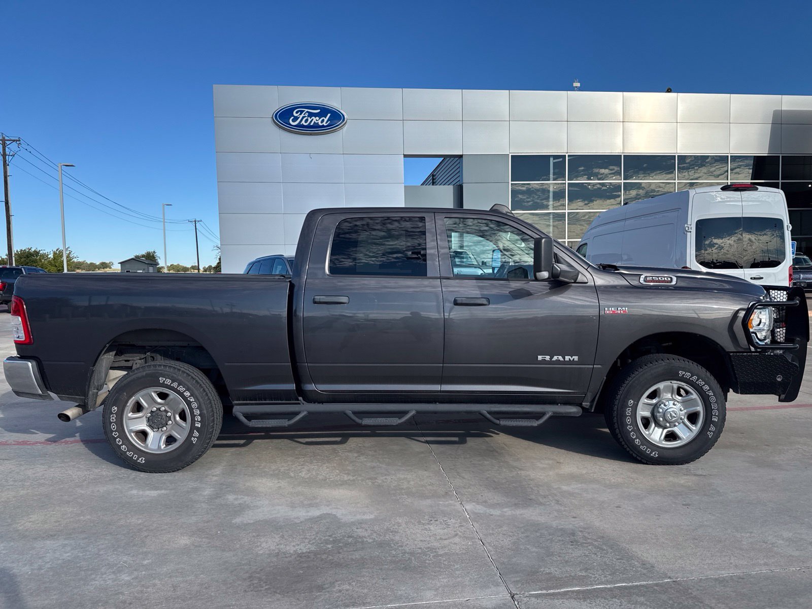 Used 2020 RAM 2500 Tradesman AWD/4WD image 2