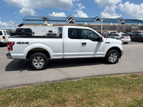 Used 2018 Ford F150 XLT AWD/4WD image 11