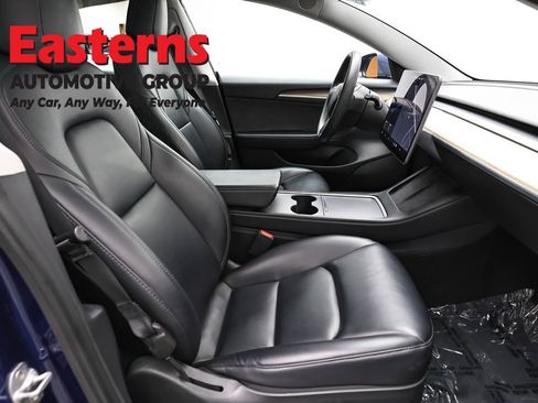 Used 2021 Tesla Model 3 Standard Range Plus image 21