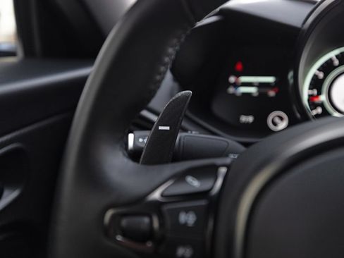 Used 2023 Aston Martin DBS Superleggera Volante RWD image 39