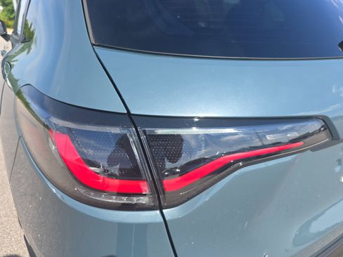 Used 2025 Honda HR-V Sport image 32